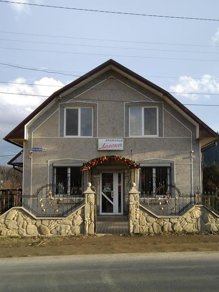 Maison d'hôtes Лелека à Dilyatyn Extérieur photo